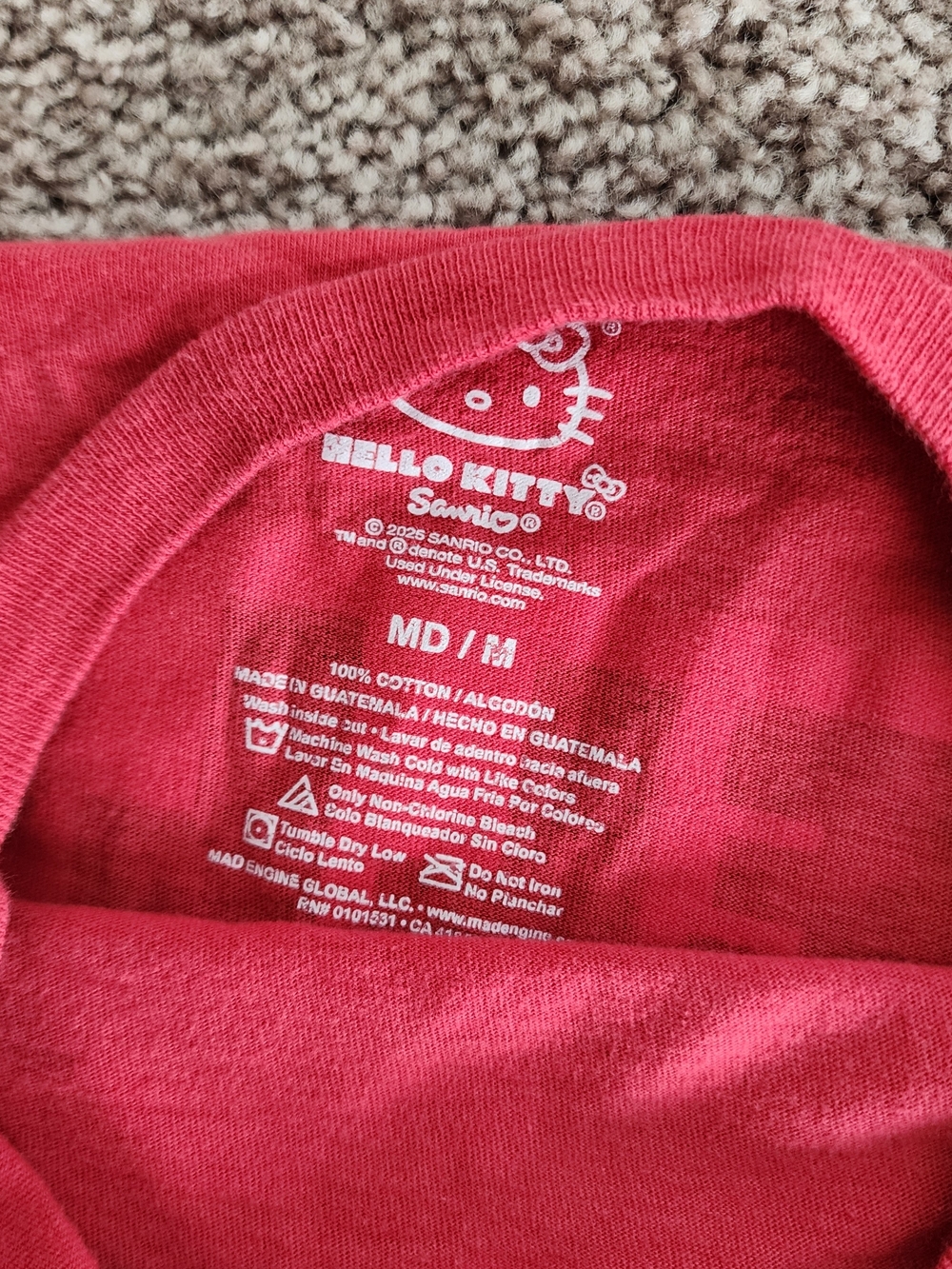 Hello Kitty Tee - Picture 11 of 12